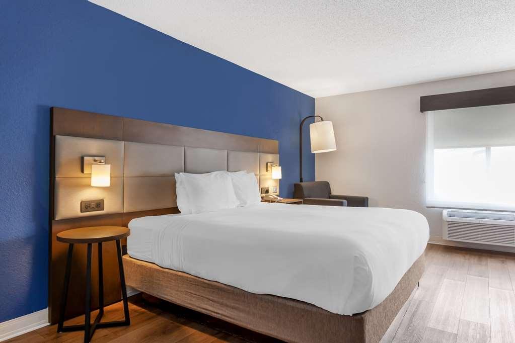 Best Western Sycamore Inn الغرفة الصورة